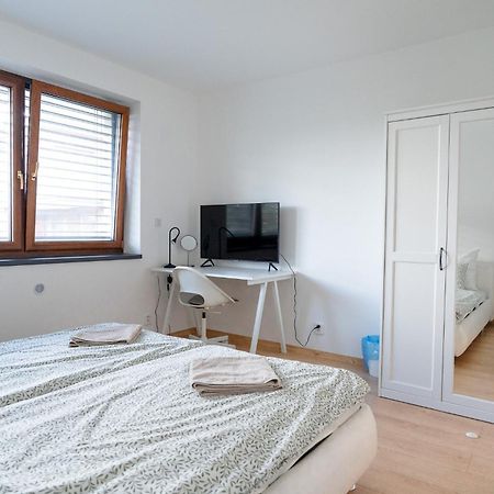 The Dante Villa Apartments Praag Buitenkant foto