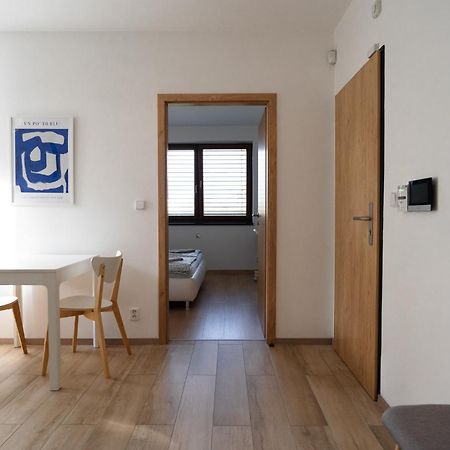 The Dante Villa Apartments Praag Buitenkant foto