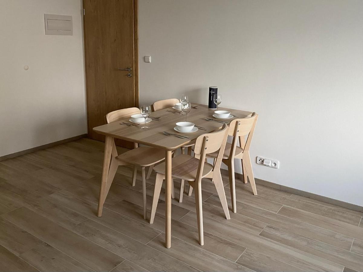 The Dante Villa Apartments Praag Buitenkant foto