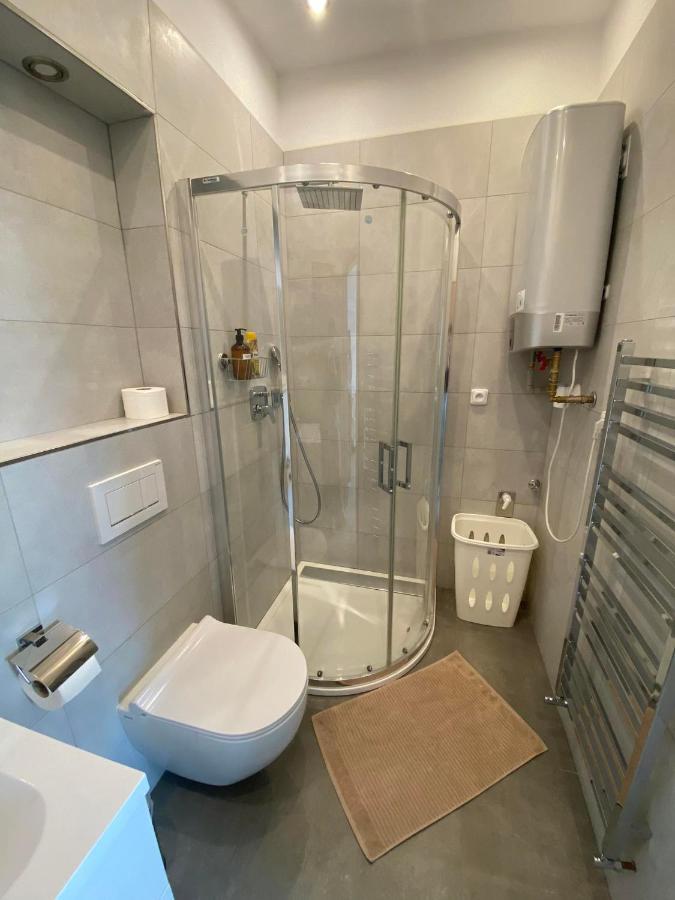 The Dante Villa Apartments Praag Buitenkant foto