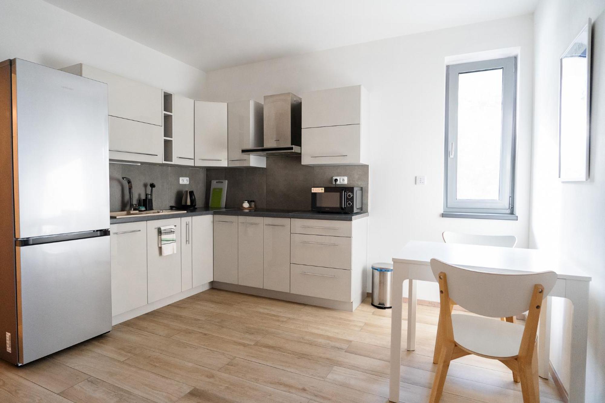 The Dante Villa Apartments Praag Buitenkant foto