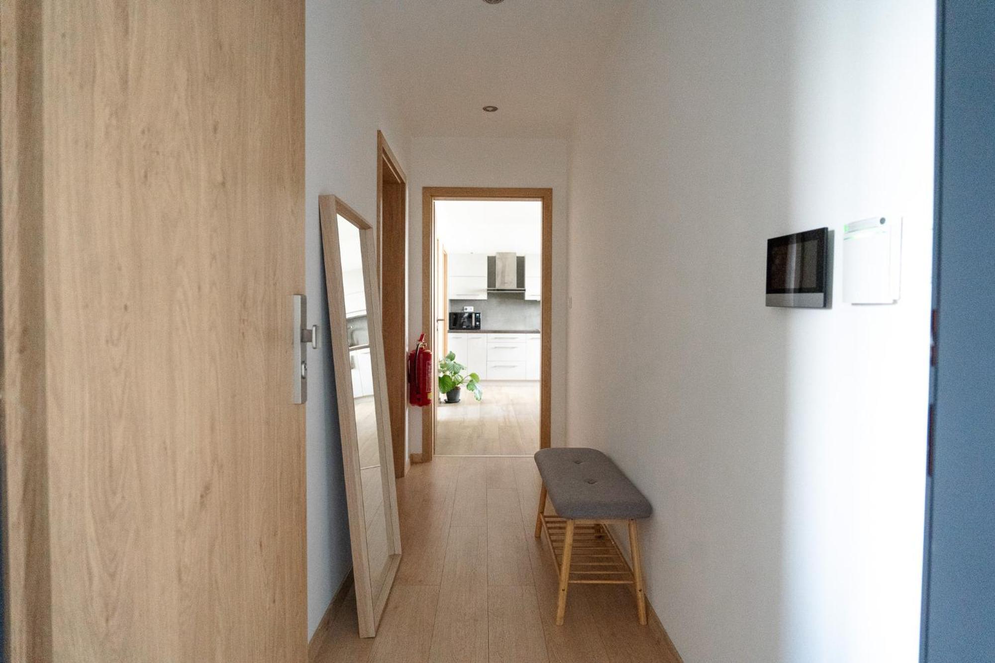The Dante Villa Apartments Praag Buitenkant foto