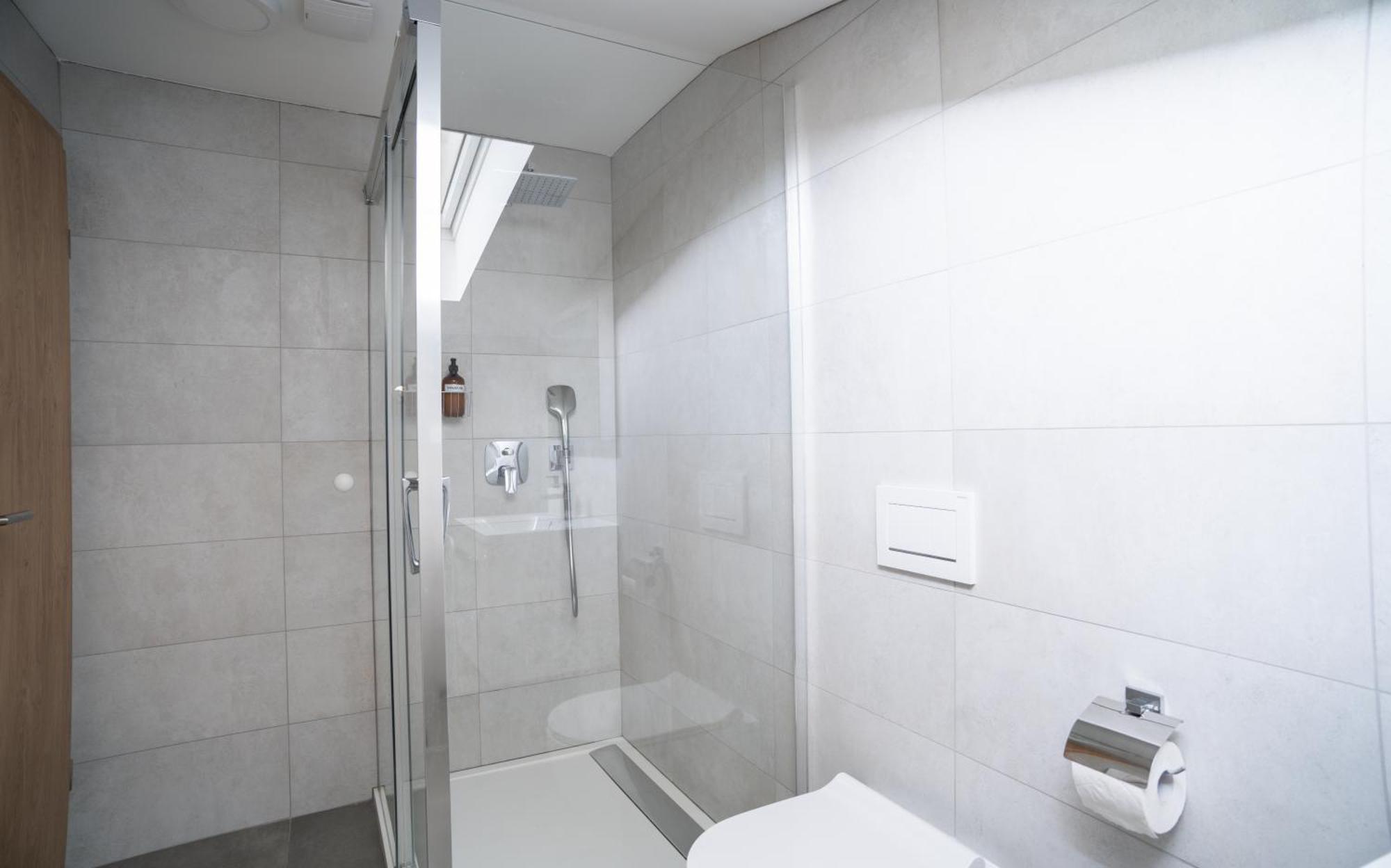 The Dante Villa Apartments Praag Buitenkant foto